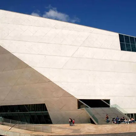 ! Free Parking Street ! Ground Floor With Washer! Apartament Porto