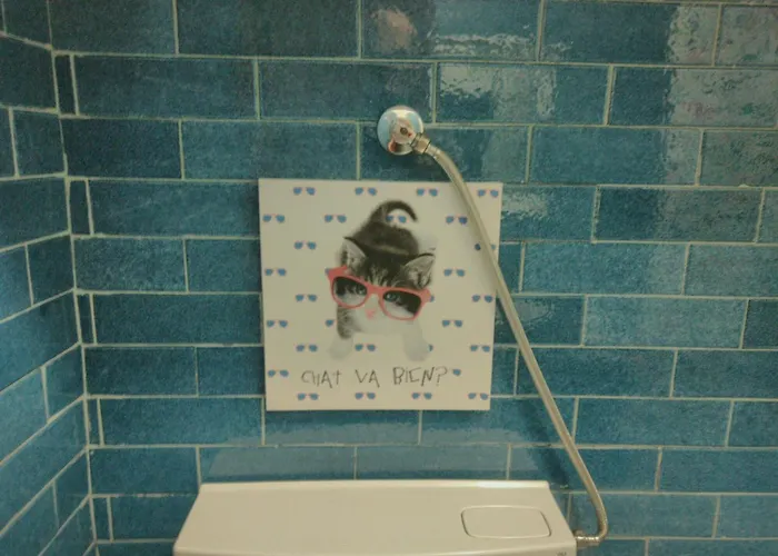 ! Free Parking Street ! Ground Floor With Washer! Oporto