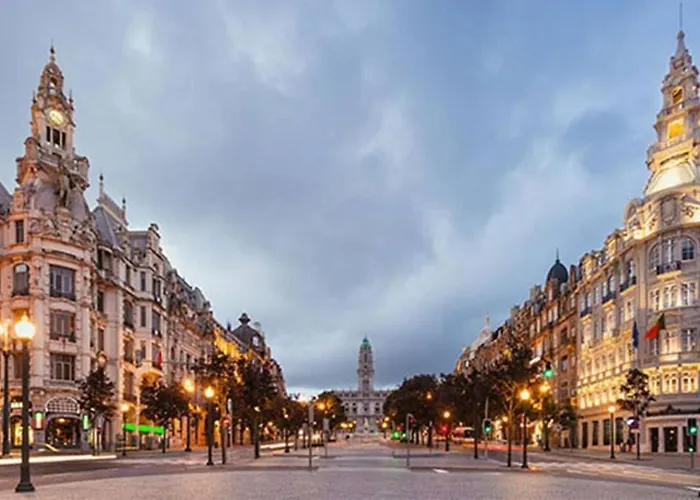 ! Free Parking Street ! Ground Floor With Washer! Oporto