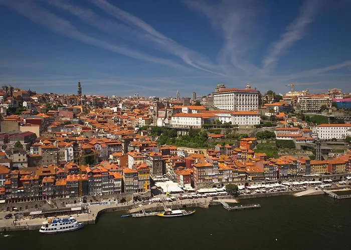 ! Free Parking Street ! Ground Floor With Washer! Oporto