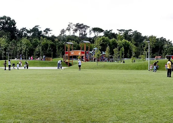 ! Free Parking Street ! Ground Floor With Washer!